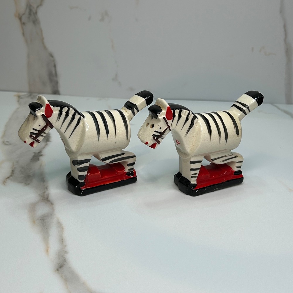 Vintage Zebra Salt and Pepper Shakers Set Ceramic Japan Mid Century Modern SP56